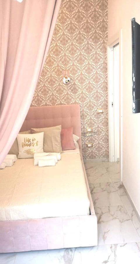 Bed and Breakfast Domus Leone Tre Neapol Exteriér fotografie