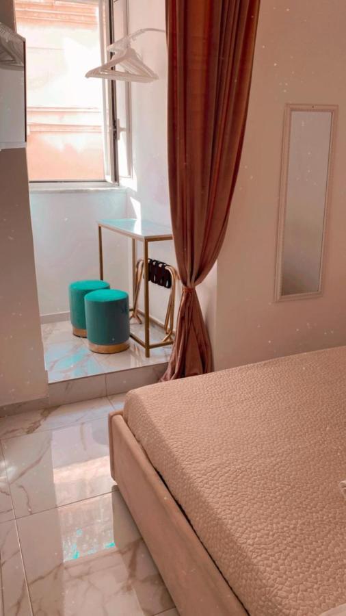 Bed and Breakfast Domus Leone Tre Neapol Exteriér fotografie